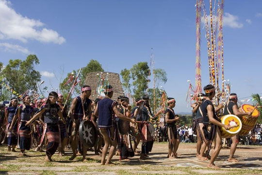 Tây Nguyên- vùng đất giàu tiềm năng để phát triển du lịch văn hóa sinh thái