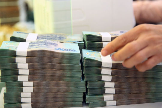 Thí điểm nộp lệ phí trước bạ điện tử đối với ô tô, xe máy đăng ký tại Hà Nội và TP. HCM