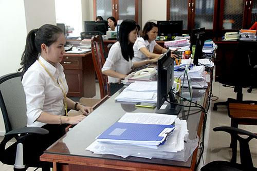 Tháng 3, một số nguồn thu thuế lớn có tốc độ giảm nhanh