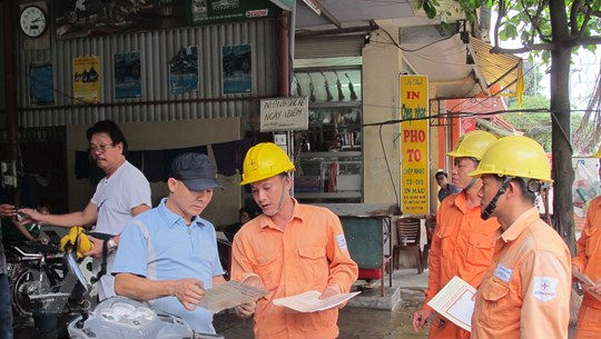 Bộ Công Thương đề xuất giảm giá điện trong bối cảnh dịch COVID-19