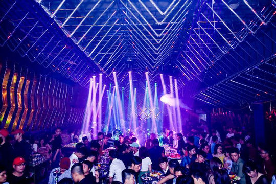 Bỏ quy định giãn cách đối với các cơ sở sản xuất kinh doanh, thương mại, dịch vụ