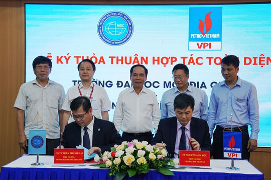 Viện Dầu khí Việt Nam ký thỏa thuận hợp tác toàn diện với Đại học Mỏ - Địa chất Viện Dầu khí Việt Nam ký thỏa thuận hợp tác toàn diện với Đại học Mỏ - Địa chất