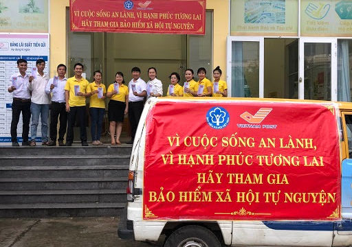 Tổ chức Lễ ra quân hưởng ứng Tháng vận động triển khai bảo hiểm xã hội toàn dân