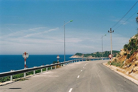 Xây dựng 2 đoạn đường bộ ven biển tỉnh Thanh Hóa Xây dựng 2 đoạn đường bộ ven biển tỉnh Thanh Hóa
