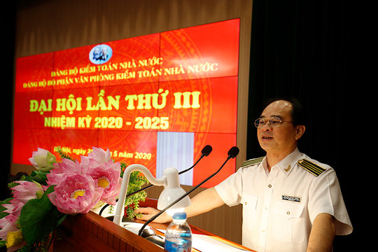 Không ngừng phát huy vai trò lãnh đạo của cấp ủy đối với chính quyền