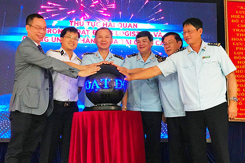 TP. HCM: Thu ngân sách từ hoạt động xuất nhập khẩu giảm mạnh, vì sao?