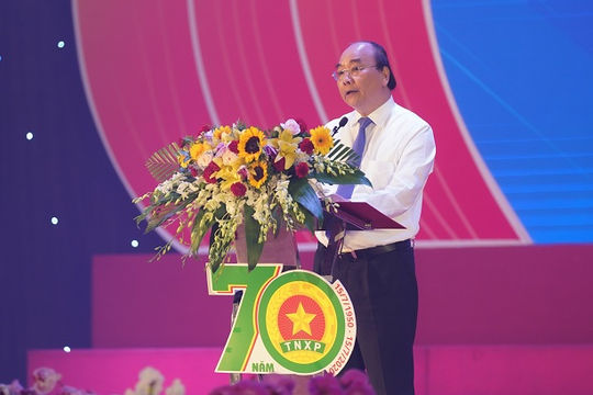 Thủ tướng: Không để bất kỳ cựu thanh niên xung phong nào thuộc diện hộ nghèo Thủ tướng: Không để bất kỳ cựu thanh niên xung phong nào thuộc diện hộ nghèo