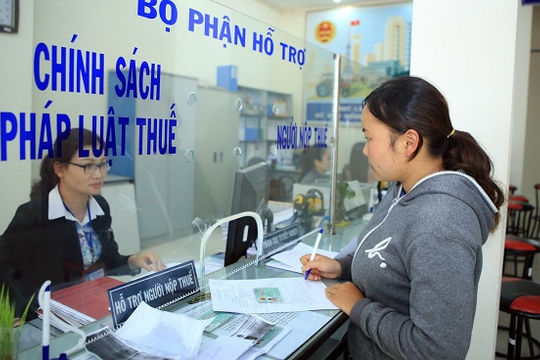 Ngành thuế khắc phục khó khăn để hoàn thành nhiệm vụ thu ngân sách Ngành thuế khắc phục khó khăn để hoàn thành nhiệm vụ thu ngân sách