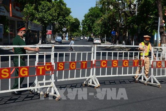 Dịch COVID-19: Quảng Nam thực hiện cách ly xã hội tại 5 huyện, thị xã