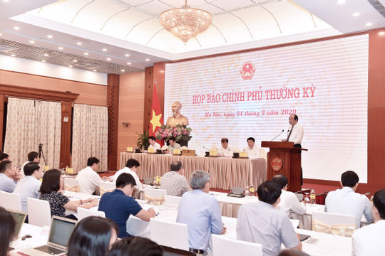 Họp báo thường kỳ Chính phủ: Tập trung hoàn thành các mục tiêu ở mức cao nhất