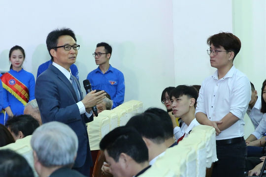 Phó Thủ tướng Vũ Đức Đam ‘truyền lửa’ cho các thầy cô tương lai