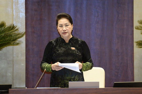 Quốc hội tiến hành chất vấn và trả lời chất vấn