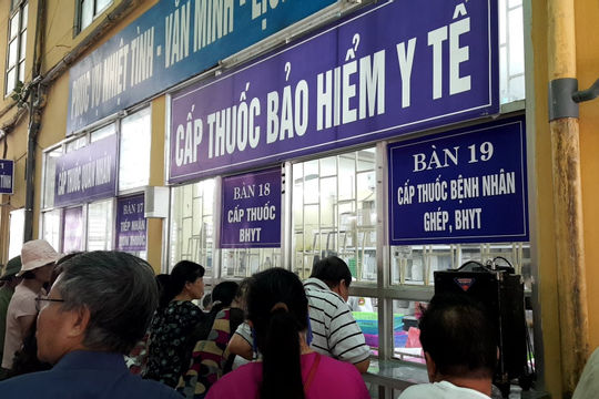 Tăng tỷ lệ bao phủ bảo hiểm y tế để giảm chi từ tiền túi người bệnh