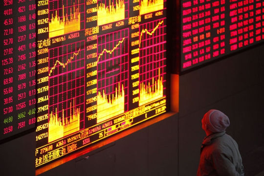 Chứng khoán thế giới đồng loạt giảm điểm, VN-Index khởi sắc trở lại