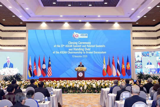 ASEAN gắn kết vượt khó và chủ động thích ứng trong năm 2020