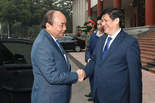 Thủ tướng Nguyễn Xuân Phúc: Chính phủ quyết tâm cải thiện tình trạng quá tải bệnh viện