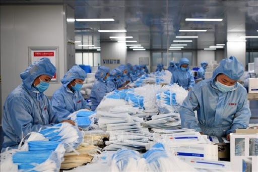 Việt Nam xuất khẩu 1,37 tỷ khẩu trang y tế năm 2020