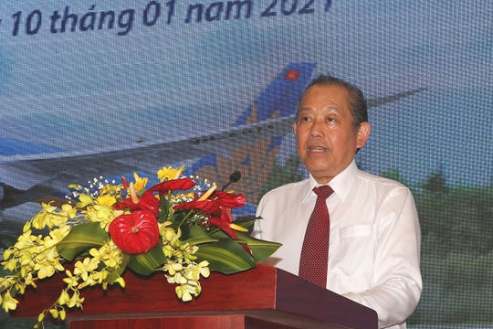 Phó Thủ tướng dự khánh thành cải tạo đường băng hai sân bay lớn nhất nước Phó Thủ tướng dự khánh thành cải tạo đường băng hai sân bay lớn nhất nước