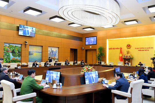 Tạm dừng xem xét, quyết định các đề án về điều chỉnh địa giới hành chính cấp huyện, cấp xã