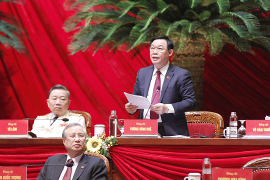 Đại hội XIII: Tiếp tục thảo luận về các văn kiện và biểu quyết thông qua số lượng ủy viên Trung ương Đảng khóa XIII