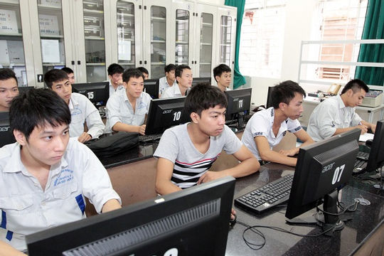 Vượt qua đại dịch, thêm động lực mạnh mẽ để chuyển dịch cơ cấu lao động Vượt qua đại dịch, thêm động lực mạnh mẽ để chuyển dịch cơ cấu lao động