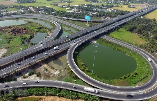 Dự án thành phần cao tốc Bắc - Nam đối mặt nguy cơ khan hiếm vật liệu