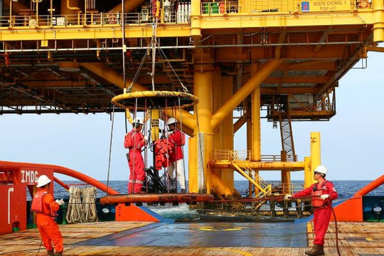 Fitch Ratings nâng triển vọng của PVN lên “Tích cực”, xếp hạng tín dụng độc lập “BB+”