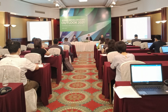 Năm 2021, tăng trưởng kinh tế Việt Nam sẽ ở mức 6,7% Năm 2021, tăng trưởng kinh tế Việt Nam sẽ ở mức 6,7%