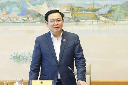 Chủ tịch Quốc hội làm việc với UB Khoa học, Công nghệ và Môi trường