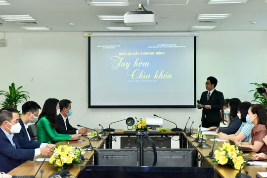 Nâng cao kiến thức, tránh rủi ro cho người sử dụng dịch vụ tài chính ngân hàng