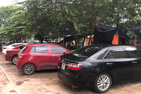 Bộ Tài chính không đồng ý giảm 50% lệ phí trước bạ với ô tô mới