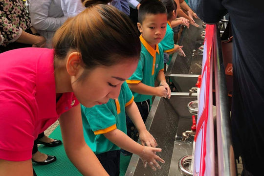 Vì một Việt Nam sạch khuẩn từ đôi tay