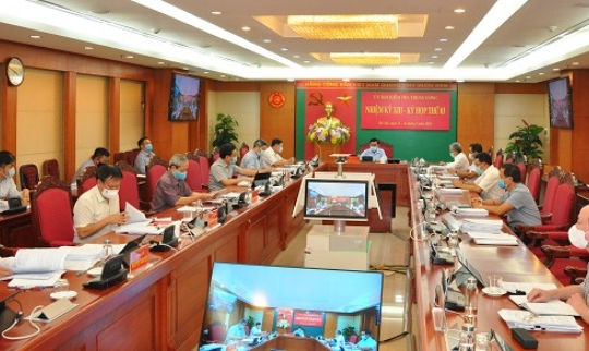 Kỳ họp thứ ba của Ủy ban Kiểm tra Trung ương Khóa XIII: Kỷ luật nhiều cán bộ