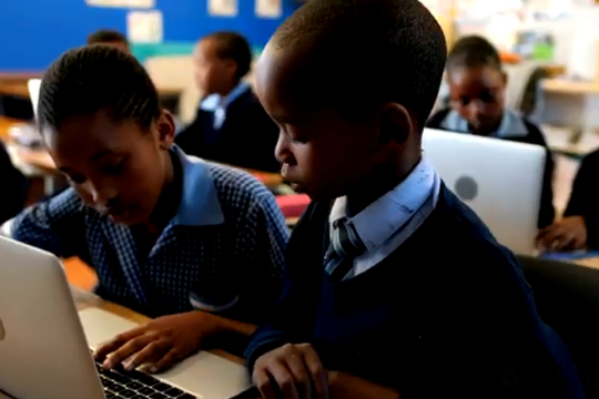 Deloitte và Diễn đàn Kinh tế Thế giới khởi động chương trình tìm kiếm sáng kiến nâng cao chất lượng giáo dục