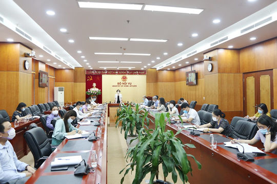 Kịp thời lắng nghe, tháo gỡ những khó khăn, vướng mắc trong công tác bầu cử