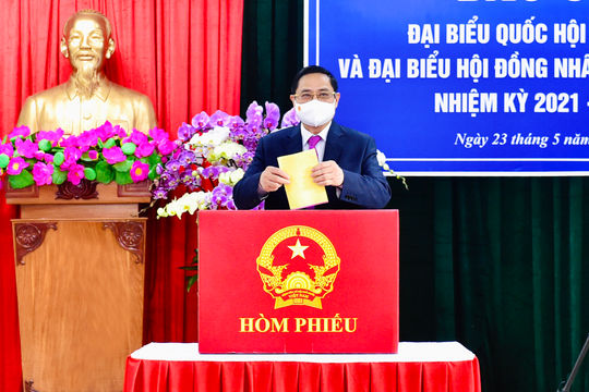 Thủ tướng Phạm Minh Chính bỏ phiếu bầu cử tại Cần Thơ