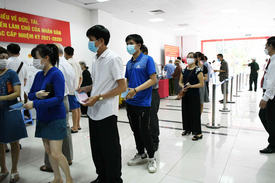 Khoảng 98,43% cử tri đã đi bầu cử