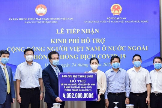 Hỗ trợ hơn 4 tỷ đồng cho cộng đồng người Việt ở nước ngoài chống dịch Covid-19 Hỗ trợ hơn 4 tỷ đồng cho cộng đồng người Việt ở nước ngoài chống dịch Covid-19