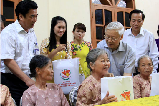 Đề xuất dành hơn 480 tỷ đồng tặng quà người có công dịp kỷ niệm 74 năm Ngày Thương binh - Liệt sỹ