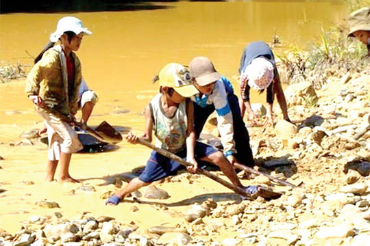 Xử lý nghiêm các vi phạm về sử dụng lao động trẻ em