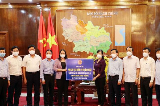 Phó Chủ tịch nước Võ Thị Ánh Xuân thăm, động viên công tác phòng chống dịch tại Bắc Ninh, Bắc Giang