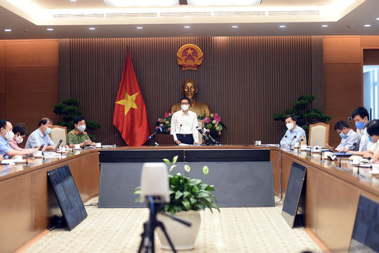 Cố gắng trong tháng 7 sẽ tiêm hết cho công nhân tại các nhà máy, khu công nghiệp có nguy cơ cao Cố gắng trong tháng 7 sẽ tiêm hết cho công nhân tại các nhà máy, khu công nghiệp có nguy cơ cao