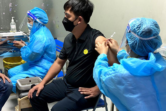 Tổng công ty Quản lý bay Việt Nam triển khai tiêm vắc-xin phòng Covid-19 cho cán bộ, nhân viên