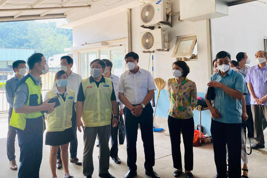 Thái Nguyên: Các doanh nghiệp và công nhân phải ký cam kết phòng, chống dịch Thái Nguyên: Các doanh nghiệp và công nhân phải ký cam kết phòng, chống dịch