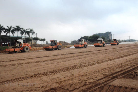 Chuẩn bị khởi công 2 dự án thành phần trên tuyến đường bộ cao tốc Bắc - Nam