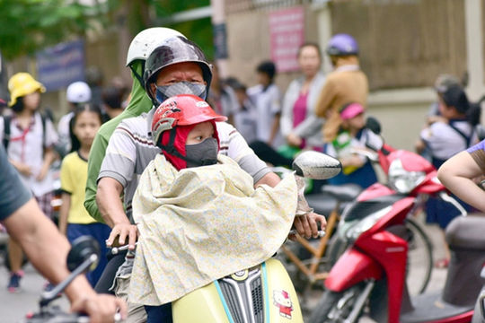 Đảm bảo chăm sóc và bảo vệ sức khỏe người dân khi nắng nóng