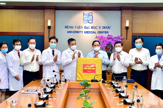 Thủ tướng tặng Bằng khen cho 10 tập thể, cá nhân xuất sắc trong phòng, chống dịch