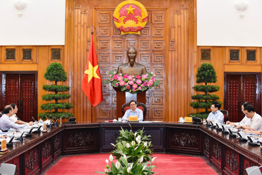 Thúc đẩy vai trò tiên phong của đối ngoại trong tạo lập và giữ vững hòa bình, ổn định