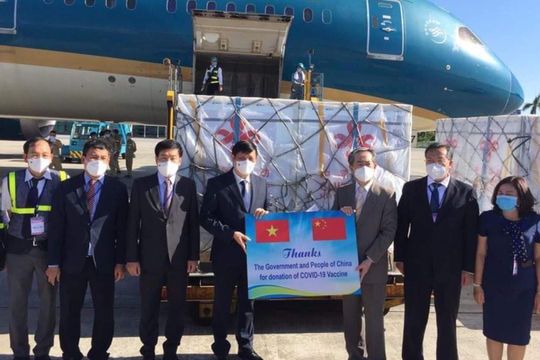 Tiếp nhận 500.000 liều vắc xin Vero-Cell của Sinopharm