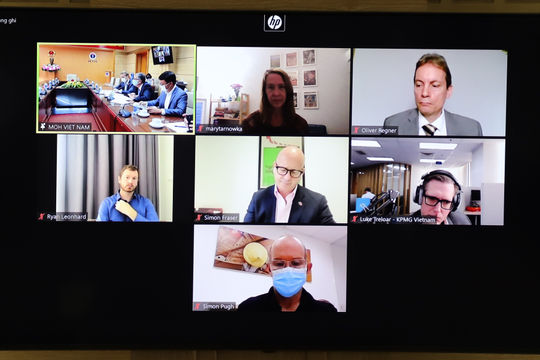 Đẩy nhanh tiêm chủng vắc xin đại trà cho người dân giúp Việt Nam phục hồi, phát triển sau đại dịch Đẩy nhanh tiêm chủng vắc xin đại trà cho người dân giúp Việt Nam phục hồi, phát triển sau đại dịch